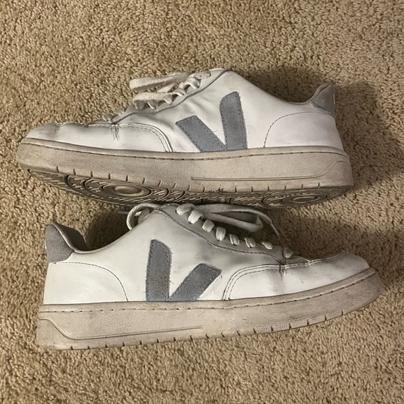 Veja V-12 - Picture 4 of 5